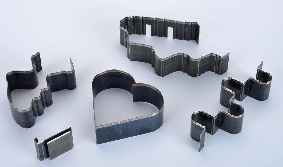 Auto Cutting Machine for Die Board Making